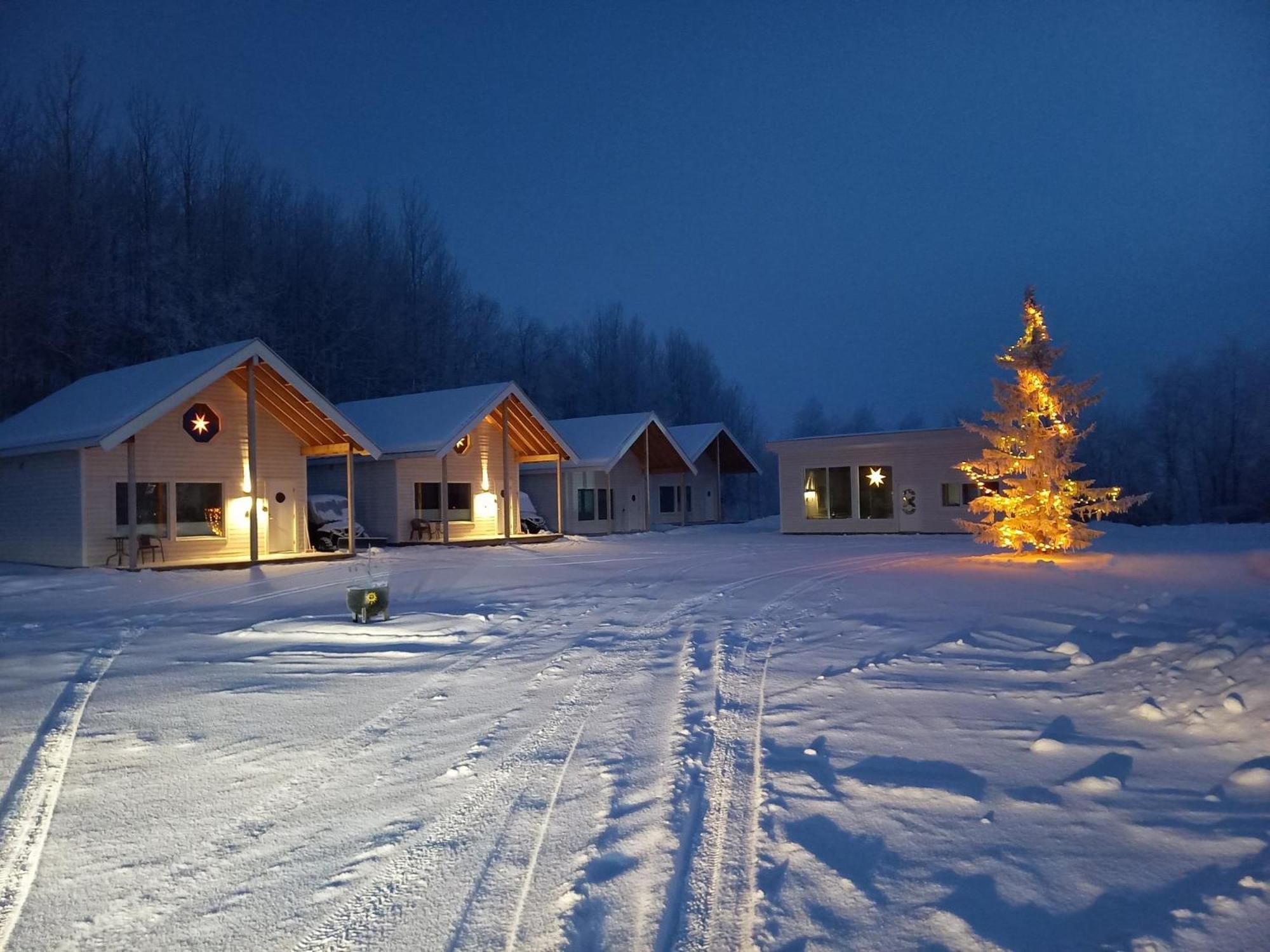 Atte Arstider Lodge Neiden 外观 照片